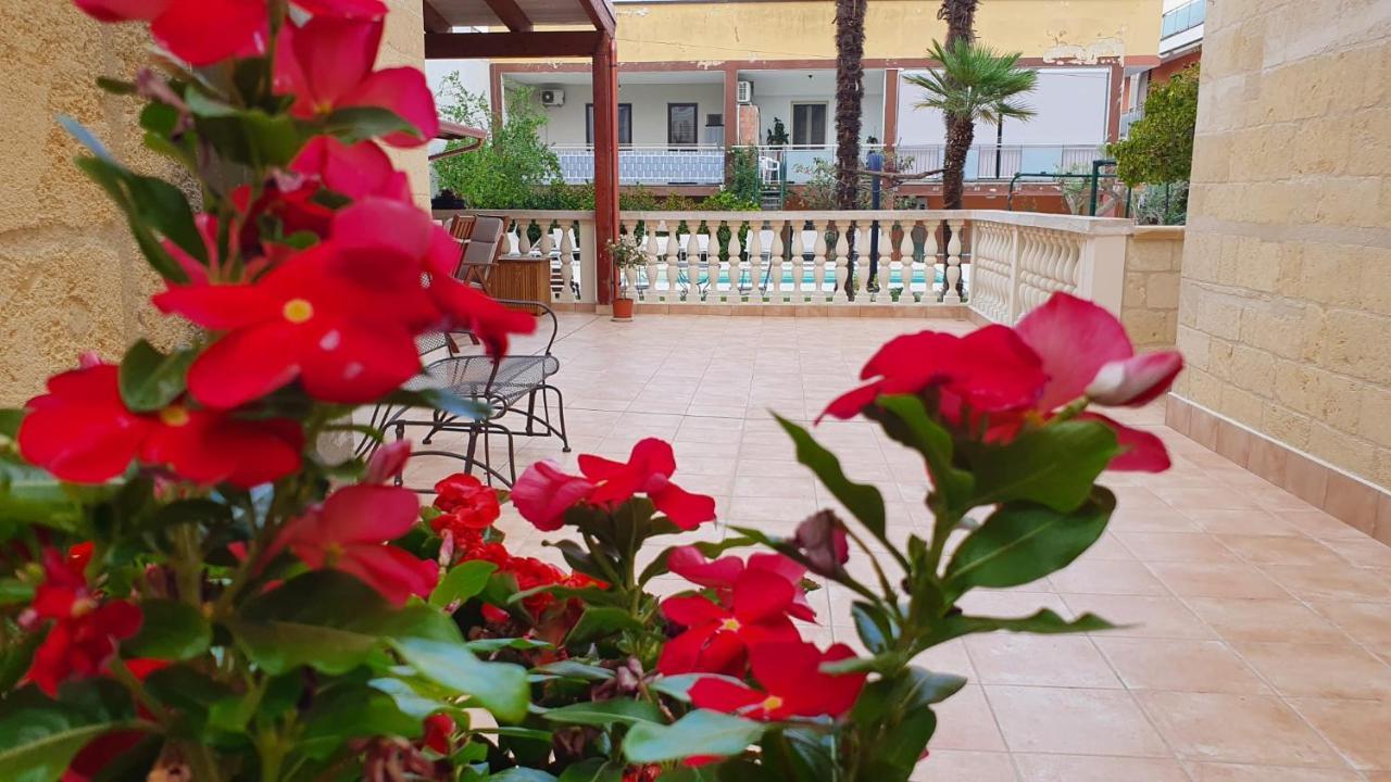 B&B Giardino Delle Delizie Gravina in Puglia Bagian luar foto